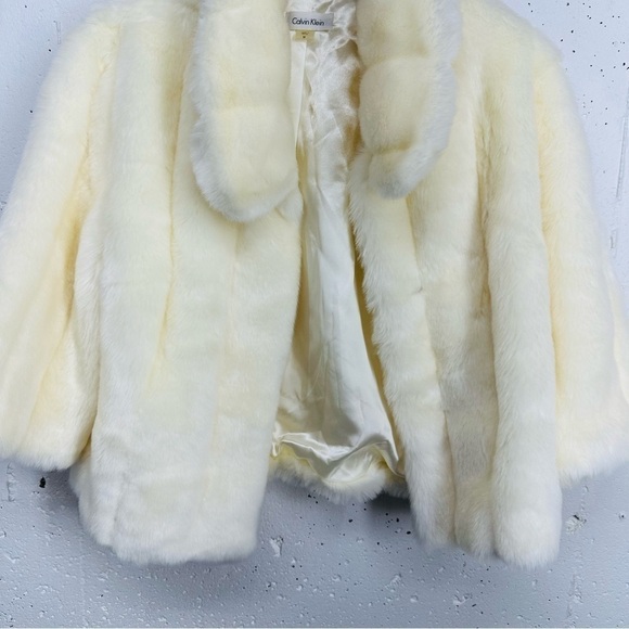 Calvin Klein Women's Medium Ivory Faux Fur Cardigan Short Coat - Picture 4 of 15